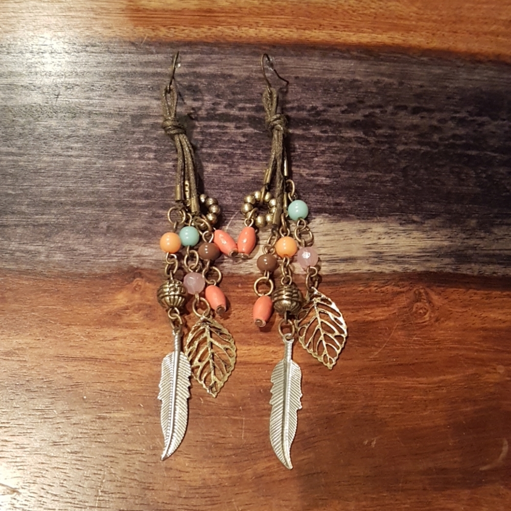 BEAUTIFUL MULITCOLOR EARRINGS!